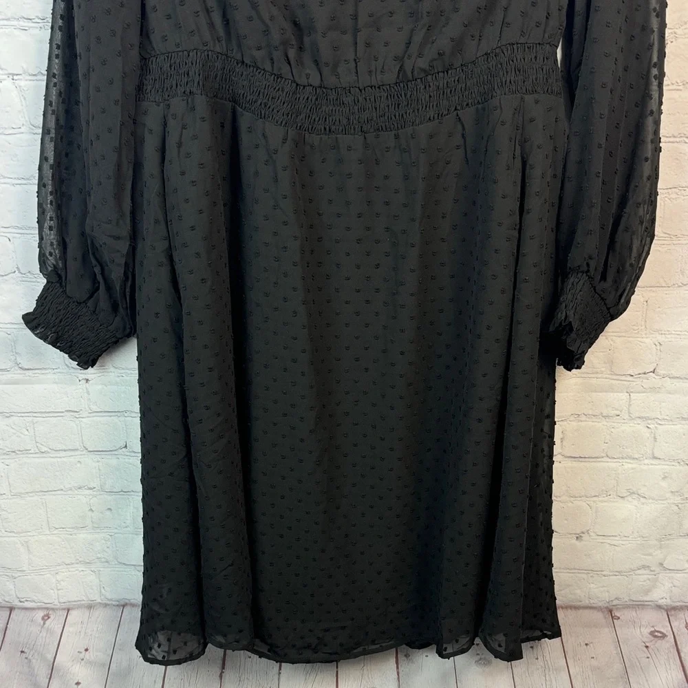 Elegant Black Dot Sheer Overlay Long Sleeve Dress Plus Size 1X - Picture 7 of 9
